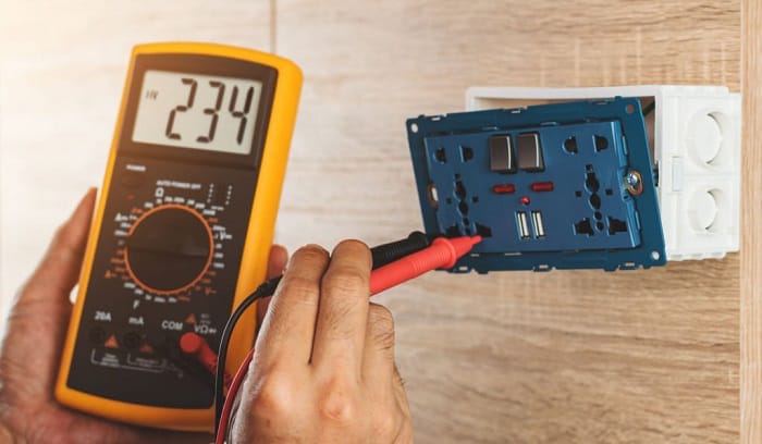 Is It Safe To Use A Multimeter On An Outlet